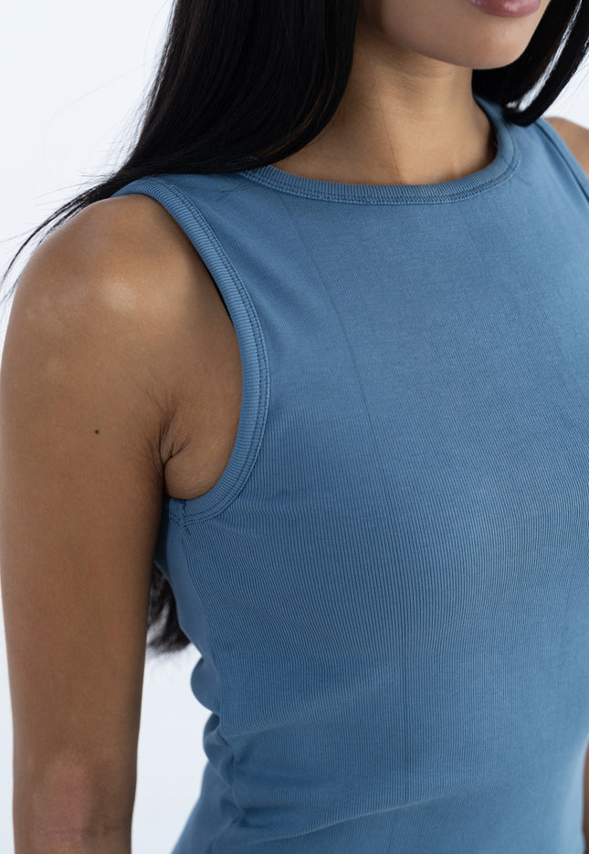 Sculpted Ribbed Thick Strap Crew Neck Top